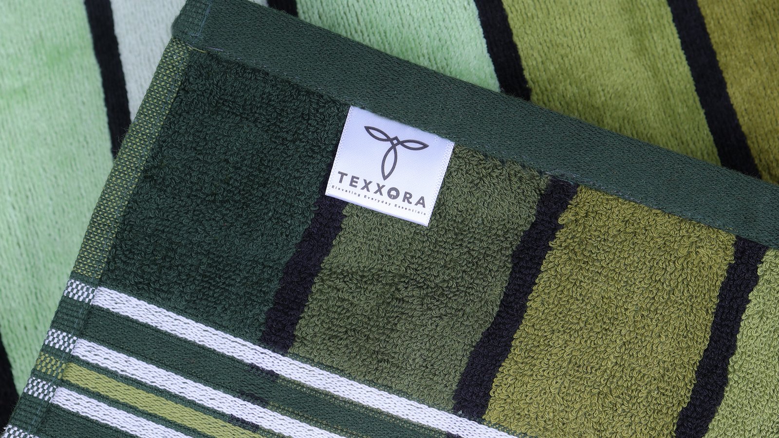 Texxora ColorWave Classic Wrap (Medium) – 70x140cm | Premium Designer Cotton Towel | Soft, Absorbent & Everyday Luxury - Image 4